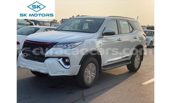 Buy Import Toyota Fortuner White Car in Import - Dubai in Curacao