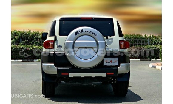 Buy Import Toyota FJ Cruiser White Car in Import - Dubai in Curacao Buy Import Toyota FJ Cruiser White Car in Import - Dubai in Curacao