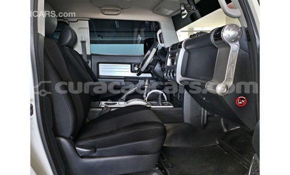 Buy Import Toyota FJ Cruiser White Car in Import - Dubai in Curacao Buy Import Toyota FJ Cruiser White Car in Import - Dubai in Curacao