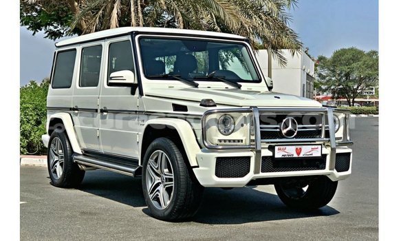 Buy Import Mercedes-Benz 190 (W201) White Car in Import - Dubai in Curacao