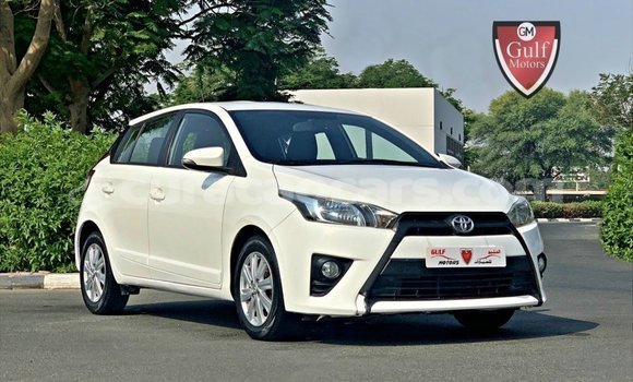 Buy Import Toyota Yaris White Car in Import - Dubai in Curacao