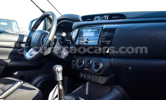 Buy Import Toyota Hilux White Car in Import - Dubai in Curacao Buy Import Toyota Hilux White Car in Import - Dubai in Curacao