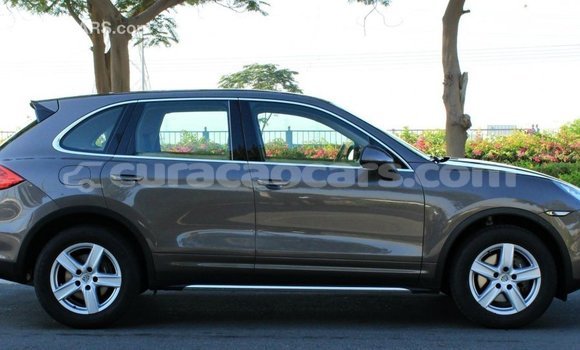Buy Import Porsche Cayenne Brown Car in Import - Dubai in Curacao Buy Import Porsche Cayenne Brown Car in Import - Dubai in Curacao