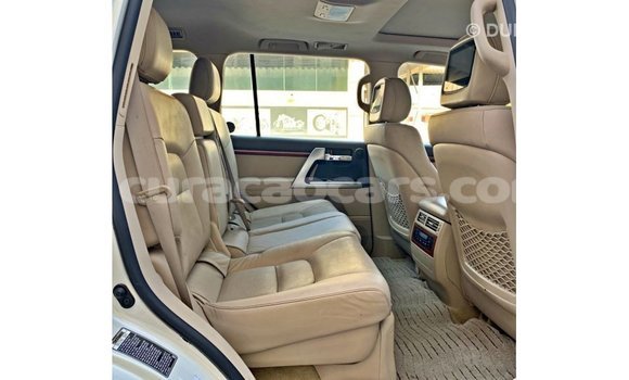Buy Import Toyota Land Cruiser White Car in Import - Dubai in Curacao Buy Import Toyota Land Cruiser White Car in Import - Dubai in Curacao