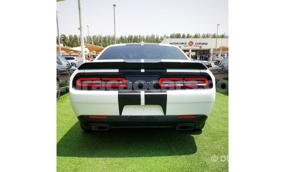 Buy Import Dodge Challenger White Car in Import - Dubai in Curacao Buy Import Dodge Challenger White Car in Import - Dubai in Curacao