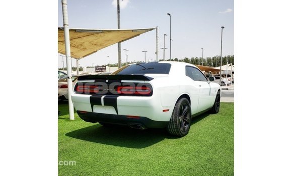 Buy Import Dodge Challenger White Car in Import - Dubai in Curacao Buy Import Dodge Challenger White Car in Import - Dubai in Curacao