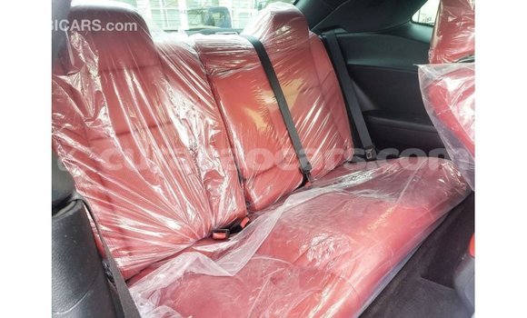 Buy Import Dodge Challenger White Car in Import - Dubai in Curacao Buy Import Dodge Challenger White Car in Import - Dubai in Curacao