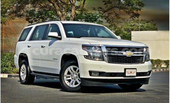 Buy Import Chevrolet Tahoe White Car in Import - Dubai in Curacao