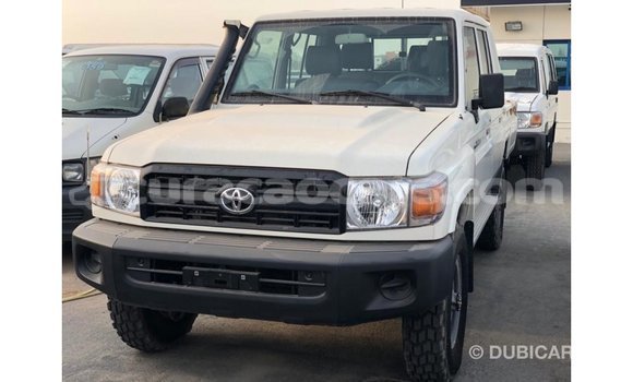 Buy Import Toyota Land Cruiser White Car in Import - Dubai in Curacao Buy Import Toyota Land Cruiser White Car in Import - Dubai in Curacao