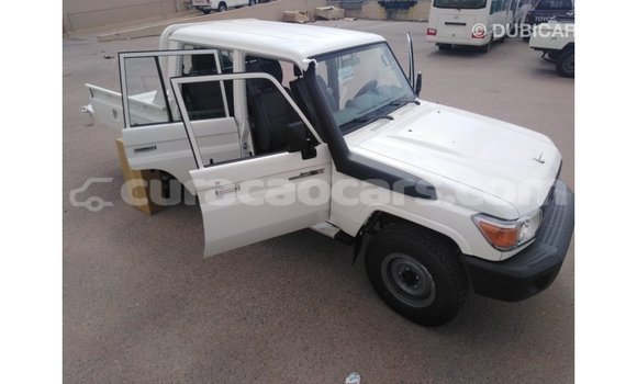 Buy Import Toyota Land Cruiser White Car in Import - Dubai in Curacao Buy Import Toyota Land Cruiser White Car in Import - Dubai in Curacao