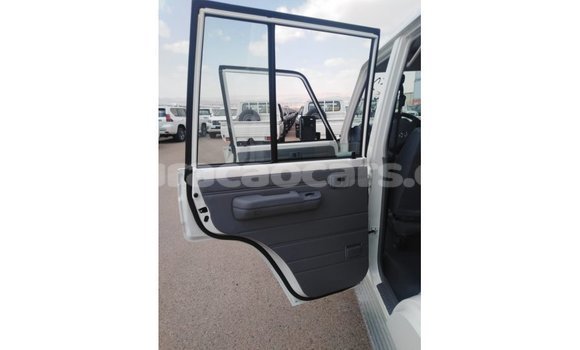Buy Import Toyota Land Cruiser White Car in Import - Dubai in Curacao Buy Import Toyota Land Cruiser White Car in Import - Dubai in Curacao