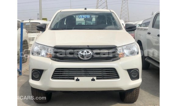 Buy Import Toyota Hilux White Car in Import - Dubai in Curacao Buy Import Toyota Hilux White Car in Import - Dubai in Curacao