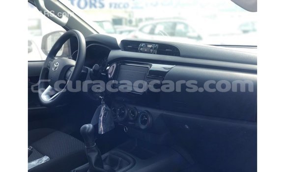 Buy Import Toyota Hilux White Car in Import - Dubai in Curacao Buy Import Toyota Hilux White Car in Import - Dubai in Curacao