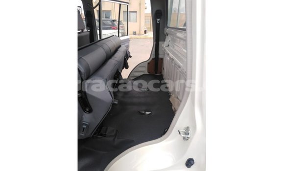Buy Import Toyota Land Cruiser White Car in Import - Dubai in Curacao Buy Import Toyota Land Cruiser White Car in Import - Dubai in Curacao