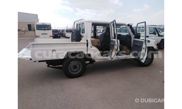 Buy Import Toyota Land Cruiser White Car in Import - Dubai in Curacao Buy Import Toyota Land Cruiser White Car in Import - Dubai in Curacao