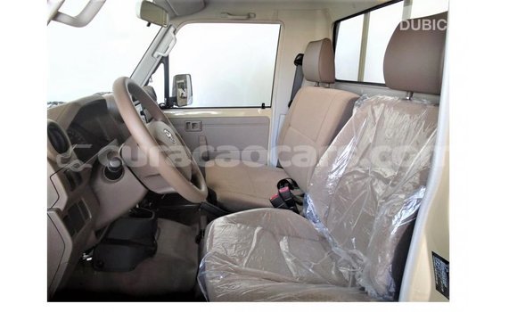 Buy Import Toyota Land Cruiser Beige Car in Import - Dubai in Curacao Buy Import Toyota Land Cruiser Beige Car in Import - Dubai in Curacao
