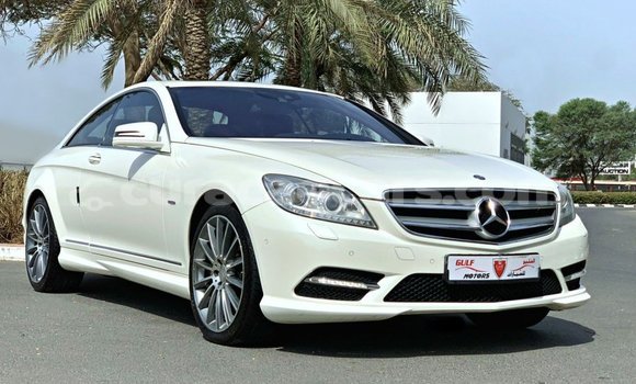 Buy Import Mercedes-Benz 190 (W201) White Car in Import - Dubai in Curacao Buy Import Mercedes-Benz 190 (W201) White Car in Import - Dubai in Curacao