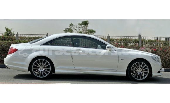 Buy Import Mercedes-Benz 190 (W201) White Car in Import - Dubai in Curacao Buy Import Mercedes-Benz 190 (W201) White Car in Import - Dubai in Curacao