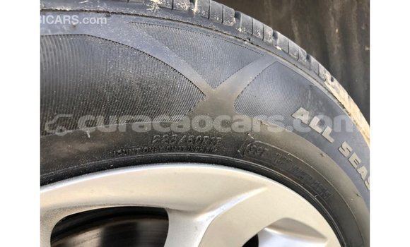 Buy Import Hyundai Tucson Red Car in Import - Dubai in Curacao Buy Import Hyundai Tucson Red Car in Import - Dubai in Curacao