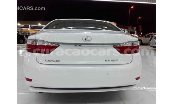 Buy Import Lexus ES White Car in Import - Dubai in Curacao Buy Import Lexus ES White Car in Import - Dubai in Curacao