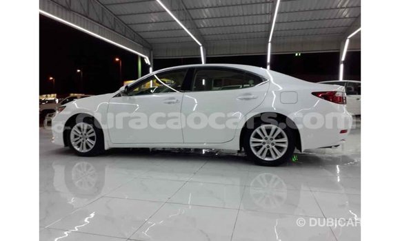 Buy Import Lexus ES White Car in Import - Dubai in Curacao Buy Import Lexus ES White Car in Import - Dubai in Curacao