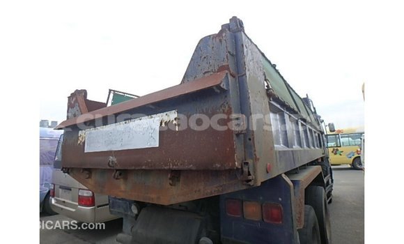 Buy Import Nissan Evalia Blue Truck in Import - Dubai in Curacao Buy Import Nissan Evalia Blue Truck in Import - Dubai in Curacao