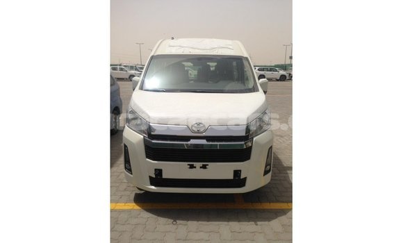 Buy Import Toyota Hiace White Car in Import - Dubai in Curacao Buy Import Toyota Hiace White Car in Import - Dubai in Curacao