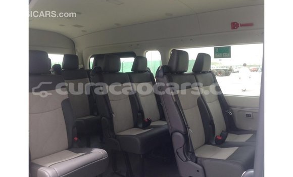 Buy Import Toyota Hiace White Car in Import - Dubai in Curacao Buy Import Toyota Hiace White Car in Import - Dubai in Curacao