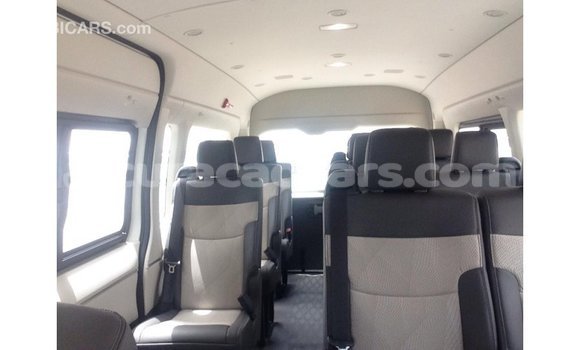 Buy Import Toyota Hiace White Car in Import - Dubai in Curacao Buy Import Toyota Hiace White Car in Import - Dubai in Curacao
