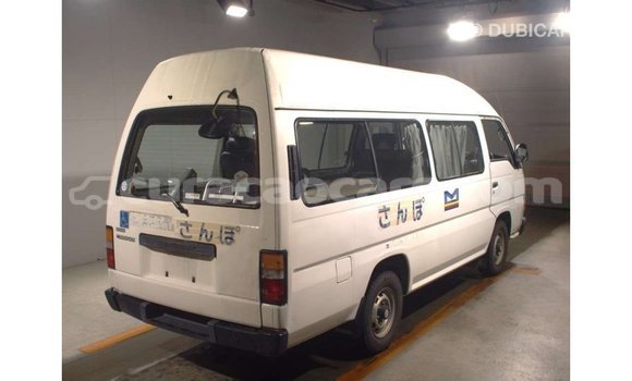Buy Import Nissan Caravan White Car in Import - Dubai in Curacao Buy Import Nissan Caravan White Car in Import - Dubai in Curacao