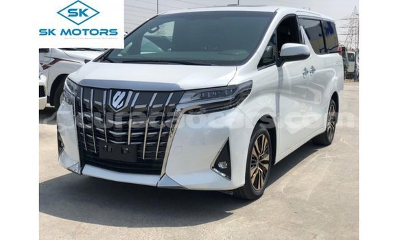 Buy Import Toyota Alphard White Car in Import - Dubai in Curacao Buy Import Toyota Alphard White Car in Import - Dubai in Curacao