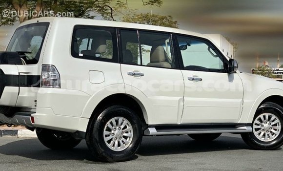 Buy Import Mitsubishi Pajero White Car in Import - Dubai in Curacao Buy Import Mitsubishi Pajero White Car in Import - Dubai in Curacao
