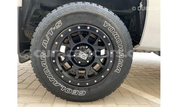 Buy Import Chevrolet Silverado White Car in Import - Dubai in Curacao Buy Import Chevrolet Silverado White Car in Import - Dubai in Curacao