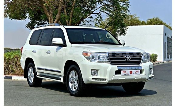 Buy Import Toyota Land Cruiser White Car in Import - Dubai in Curacao Buy Import Toyota Land Cruiser White Car in Import - Dubai in Curacao