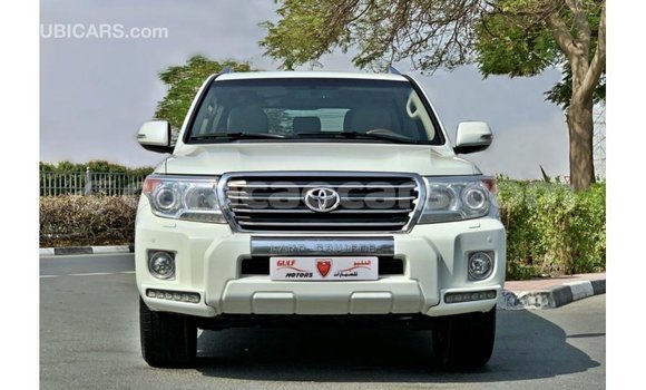 Buy Import Toyota Land Cruiser White Car in Import - Dubai in Curacao Buy Import Toyota Land Cruiser White Car in Import - Dubai in Curacao