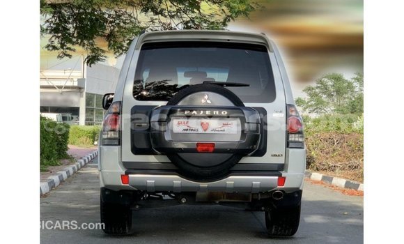 Buy Import Mitsubishi Pajero White Car in Import - Dubai in Curacao Buy Import Mitsubishi Pajero White Car in Import - Dubai in Curacao
