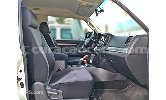 Buy Import Mitsubishi Pajero White Car in Import - Dubai in Curacao Buy Import Mitsubishi Pajero White Car in Import - Dubai in Curacao
