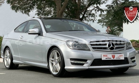 Buy Import Mercedes-Benz 190 (W201) Other Car in Import - Dubai in Curacao Buy Import Mercedes-Benz 190 (W201) Other Car in Import - Dubai in Curacao