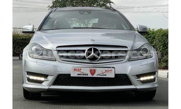 Buy Import Mercedes-Benz 190 (W201) Other Car in Import - Dubai in Curacao Buy Import Mercedes-Benz 190 (W201) Other Car in Import - Dubai in Curacao