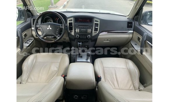 Buy Import Mitsubishi Pajero White Car in Import - Dubai in Curacao Buy Import Mitsubishi Pajero White Car in Import - Dubai in Curacao