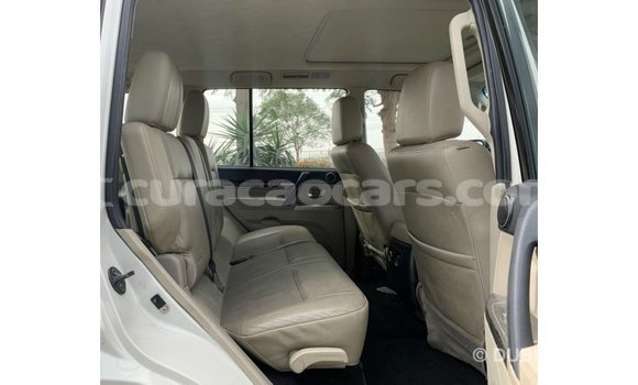 Buy Import Mitsubishi Pajero White Car in Import - Dubai in Curacao Buy Import Mitsubishi Pajero White Car in Import - Dubai in Curacao