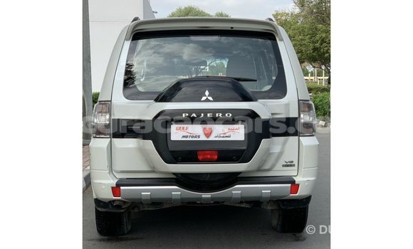 Buy Import Mitsubishi Pajero White Car in Import - Dubai in Curacao Buy Import Mitsubishi Pajero White Car in Import - Dubai in Curacao