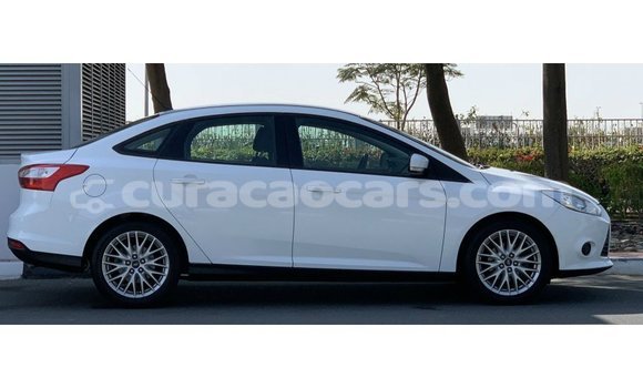 Buy Import Ford Focus White Car in Import - Dubai in Curacao Buy Import Ford Focus White Car in Import - Dubai in Curacao