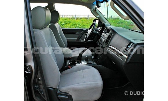 Buy Import Mitsubishi Pajero Brown Car in Import - Dubai in Curacao Buy Import Mitsubishi Pajero Brown Car in Import - Dubai in Curacao