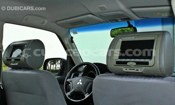 Buy Import Mitsubishi Pajero Brown Car in Import - Dubai in Curacao Buy Import Mitsubishi Pajero Brown Car in Import - Dubai in Curacao