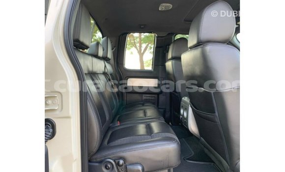 Buy Import Ford Club Wagon Beige Car in Import - Dubai in Curacao Buy Import Ford Club Wagon Beige Car in Import - Dubai in Curacao