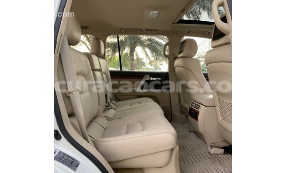 Buy Import Toyota Land Cruiser White Car in Import - Dubai in Curacao Buy Import Toyota Land Cruiser White Car in Import - Dubai in Curacao