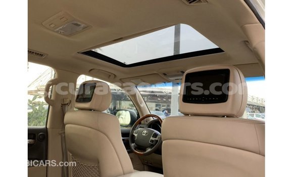 Buy Import Toyota Land Cruiser White Car in Import - Dubai in Curacao Buy Import Toyota Land Cruiser White Car in Import - Dubai in Curacao