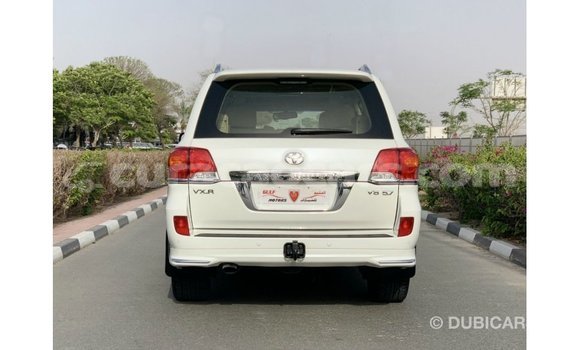 Buy Import Toyota Land Cruiser White Car in Import - Dubai in Curacao Buy Import Toyota Land Cruiser White Car in Import - Dubai in Curacao