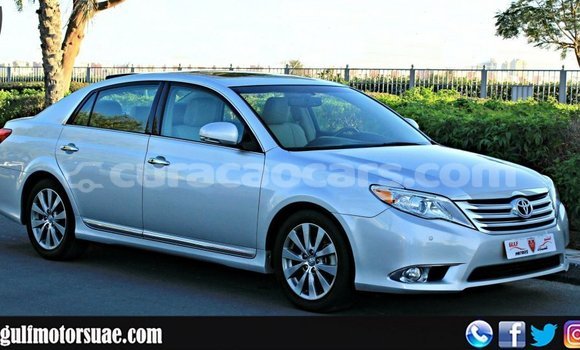 Buy Import Toyota Avalon Other Car in Import - Dubai in Curacao